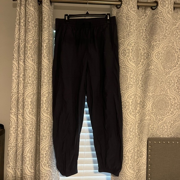 Outdoor Voices Navy Pants - Picture 1 of 3